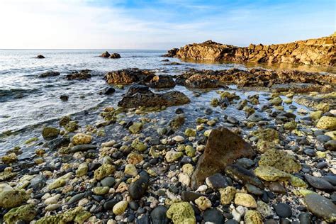 Manila to Batangas Bus, Minivan, Ferry from $5 .
